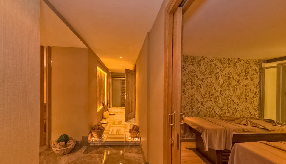 هتل دورا استانبول